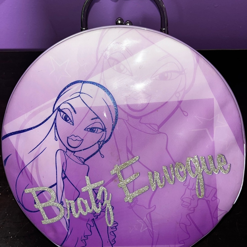 Bratz Envoque Kids Purple Doll Carrying Case